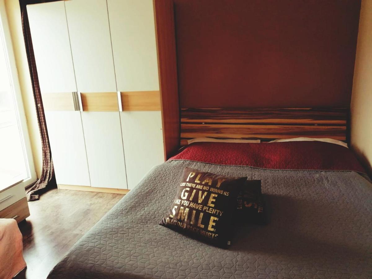 Apartmany Pri Auparku ピエシュチャニ エクステリア 写真